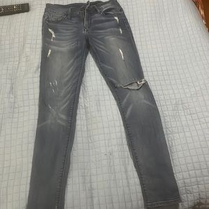 Size 27 Black Orchard distressed blue jeans. Stretchy.